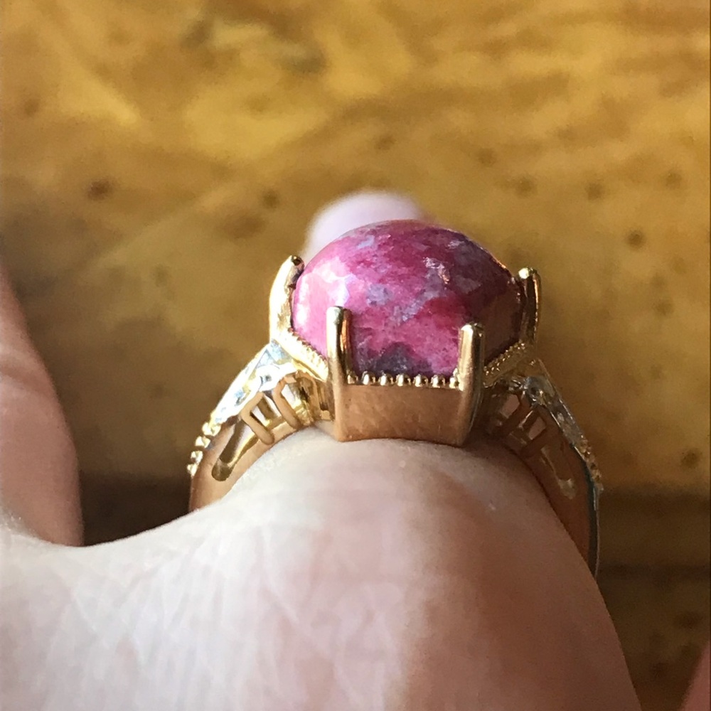 Hexagonal Pink and Gold Women's Ring - Picture 2 of 8